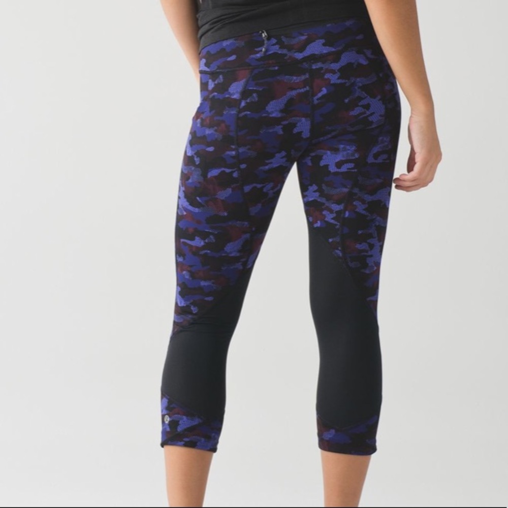 COPY - Lululemon Pace Rival Crops sz 4 Hounds Camo